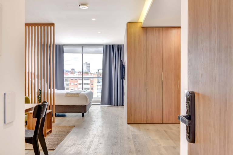 w Chic Loft w Balcony in Santa B&aacute;rbara