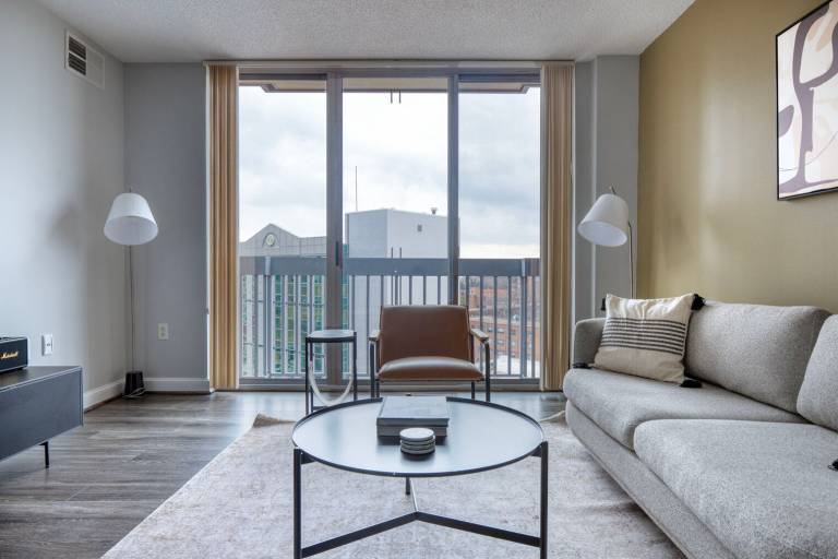 Apartment  Chevy Chase