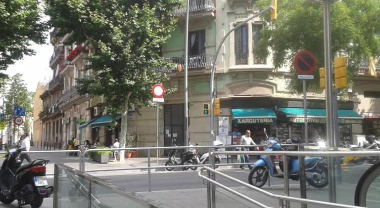 Holiday apartment | Near Magic Fountain of Montjuïc | Dogs allowed — photo 5