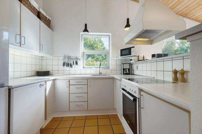 Fully equipped house with sauna, yard & patio | Dogs allowed — photo 4