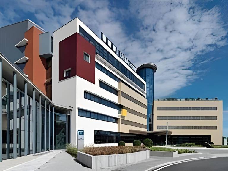 RMH MODENA DES ARTS in Modena