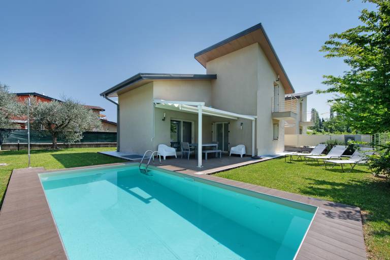 Villa MONIGA del Garda