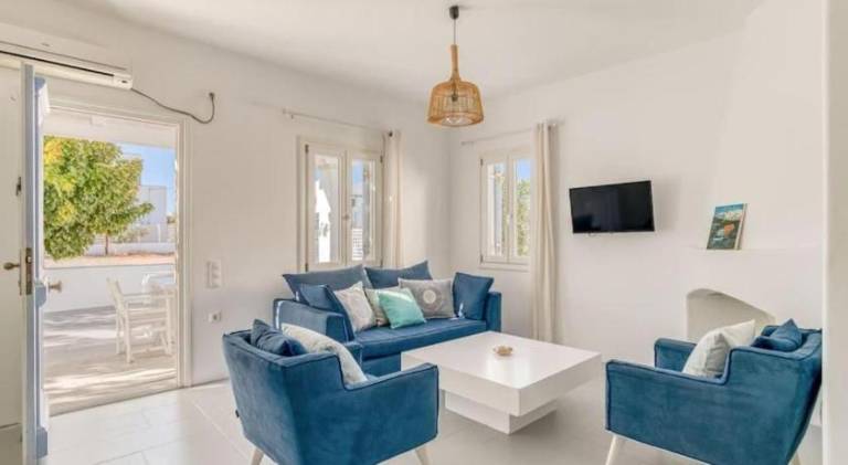 Villa Asterias - Cycladic house close to the beach in Paro