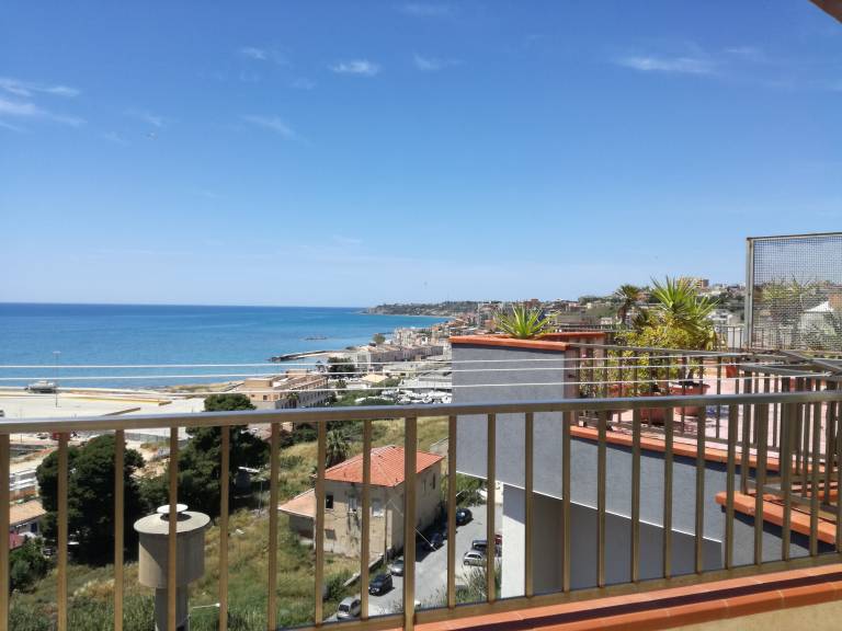 Attico vista panoramica sul mare — photo 2
