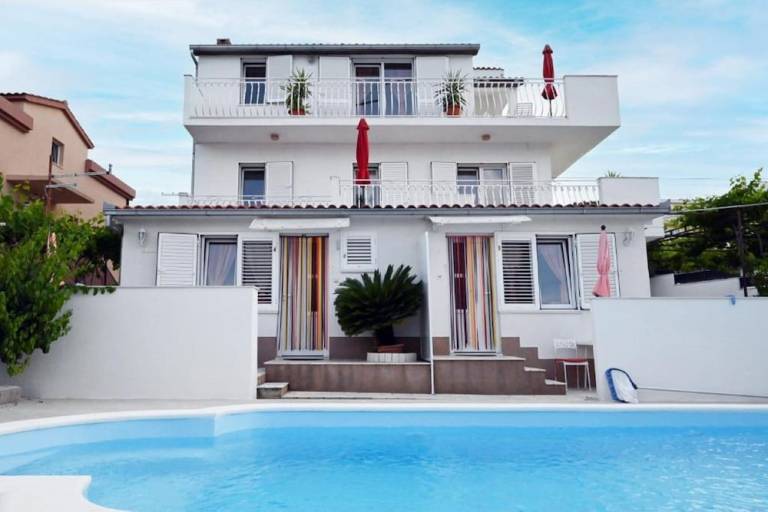 Ferienwohnung Kaštel Štafilić