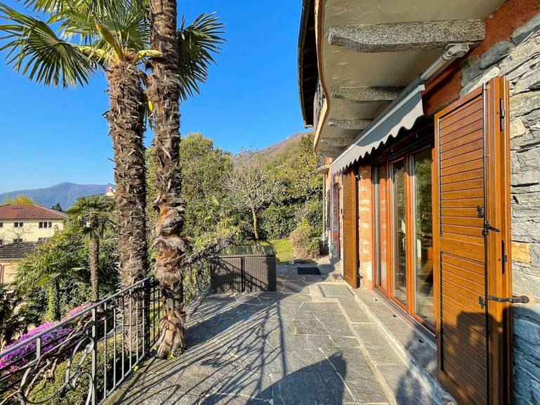 House with yard & pool | Sea view — photo 5