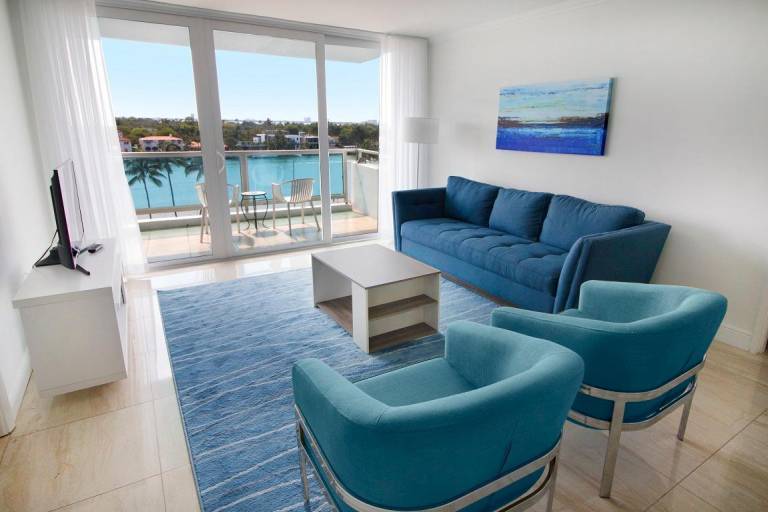 Seacoast Suites — photo 4