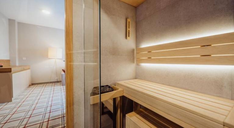 Serviced apartment with pool — photo 5