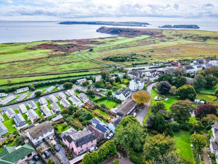 Apartment with fast internet | Water view in Tenby