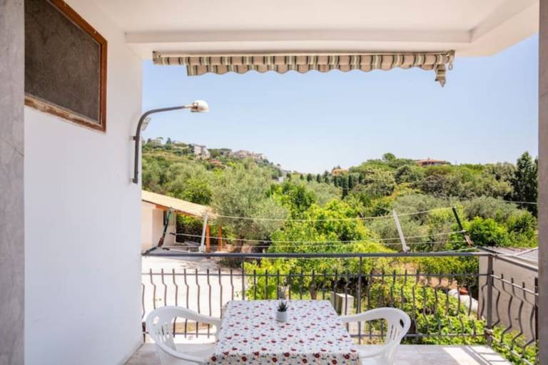 Villa 'Lucia' with Shared Terrace and Wi-Fi — photo 3