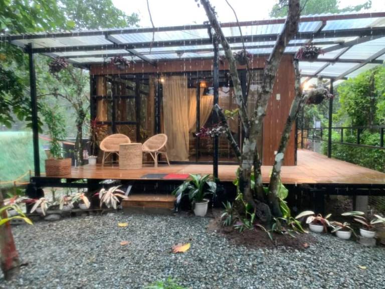 Villa with pool, hot tub & yard — photo 4