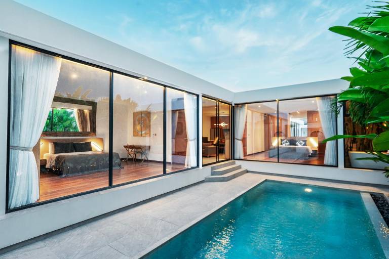 Villa with private pool & yard | Pets are welcome in Canggu