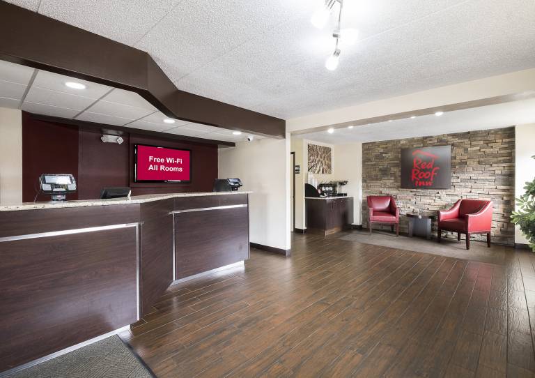 Red Roof Inn Chicago-O'Hare Airport/ Arlington Hts — photo 2