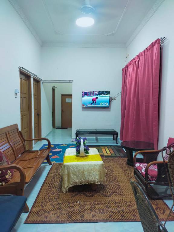 1300 m&sup2; Ferienhaus