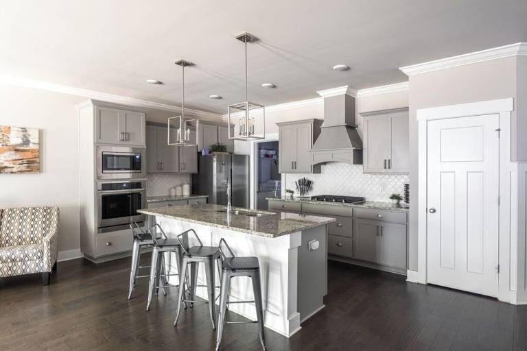 House  Lake Forest