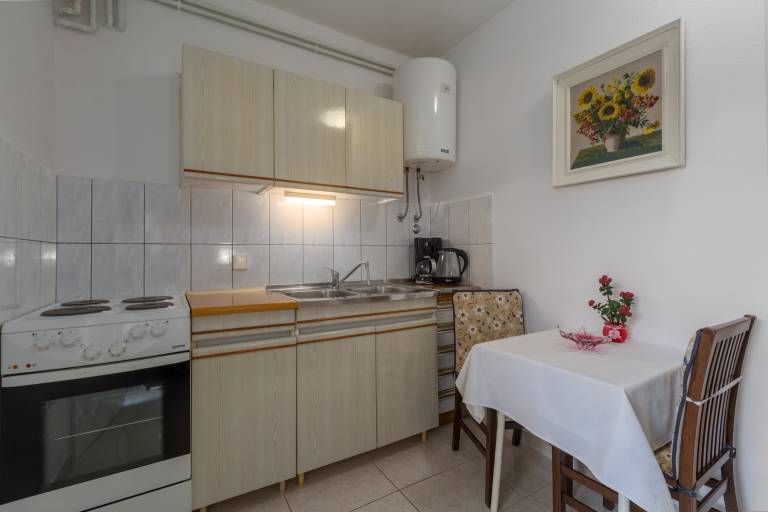 Studio flat with terrace Tar, Poreč (AS-6948-a) — photo 4