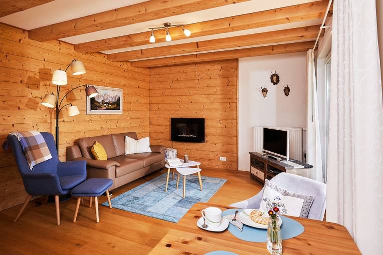 Ferienwohnung Alpenzauber (DE Reit im Winkl) - T&T Ferienwohnungsvermittlung 1243 - 1243 — photo 2