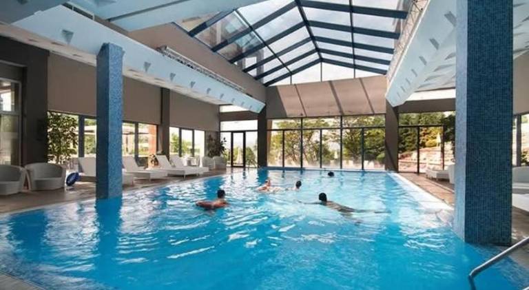 Holiday apartment with sauna, jacuzzi & terrace | Pets allowed — photo 2