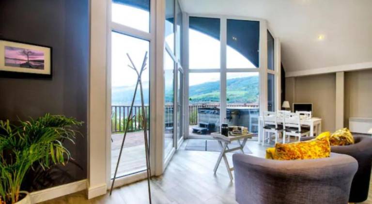Beautiful house with hot tub | Perfect for remote work | Pets are welcome — photo 2