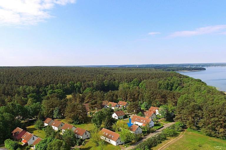 House with terrace, garden & BBQ in Plau am See