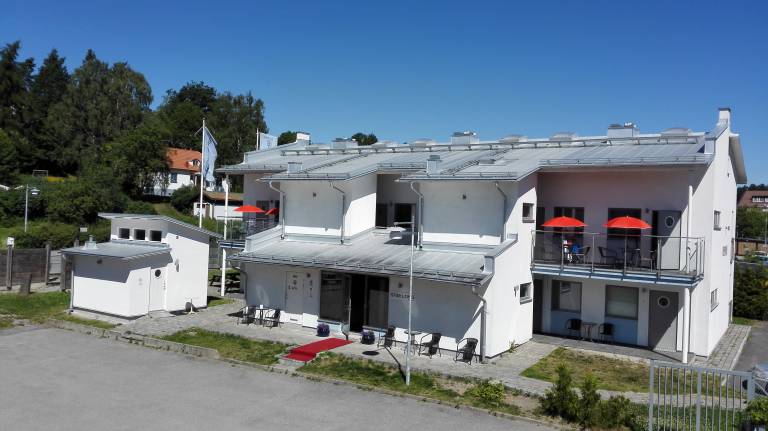Staylong Hotel in Taby