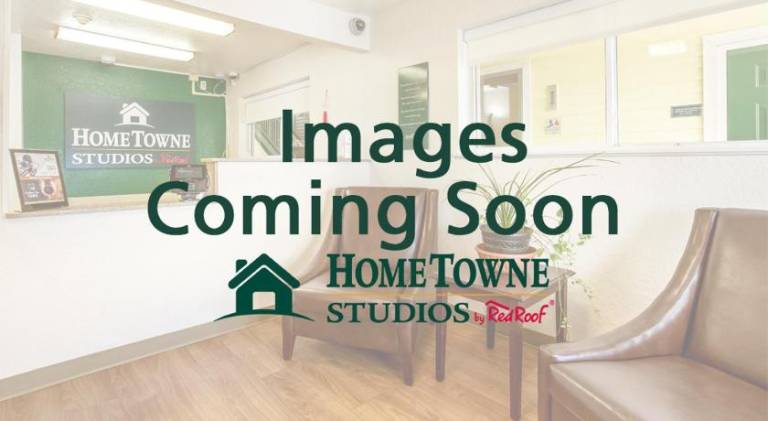 HomeTowne Studios by Red Roof Leesburg — photo 3