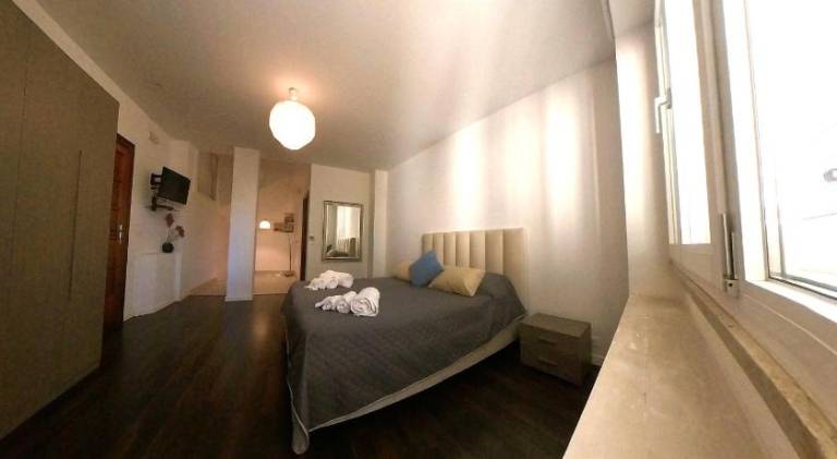 Apartment with terrace — photo 2