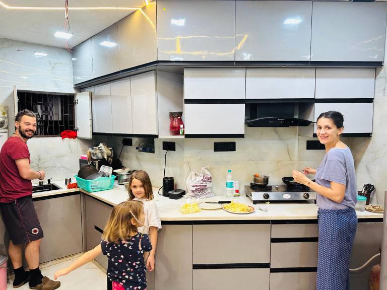 Taj Castle Guest House