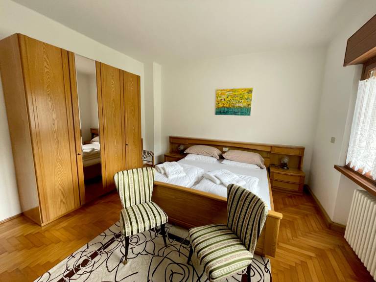 Family-friendly rental apartment with garden & barbecue | Mountain view | Beach nearby | Pets allowed — photo 5