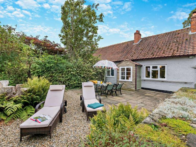 Cottage with hot tub | Dogs allowed in Darlington