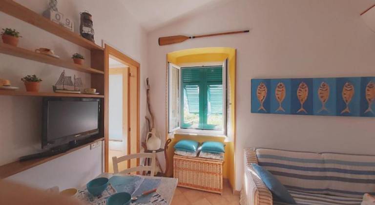 Apartment with 2 rooms for 4 persons — photo 2