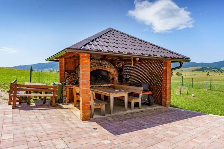 Noćenje s doručkom  Ličko Lešće
