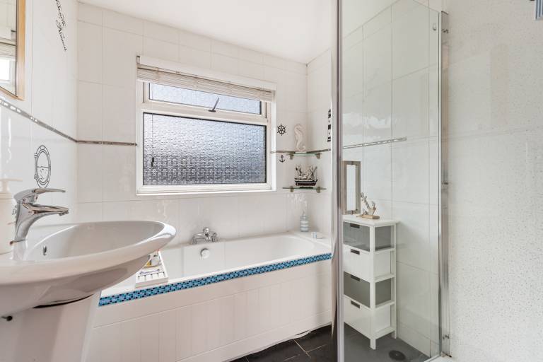 House with 5 rooms for 8 persons — photo 4
