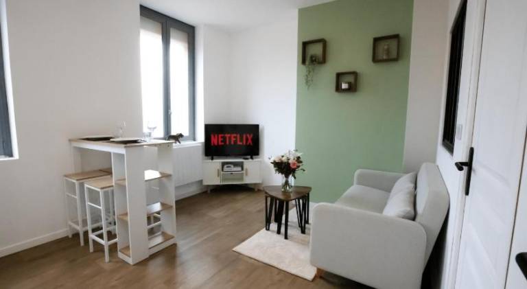 Holiday apartment with 1 room for 4 persons in Calais