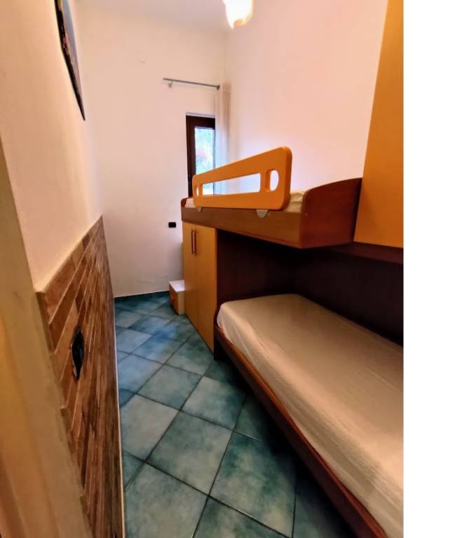 Rental apartment with 2 rooms for 5 persons — photo 5