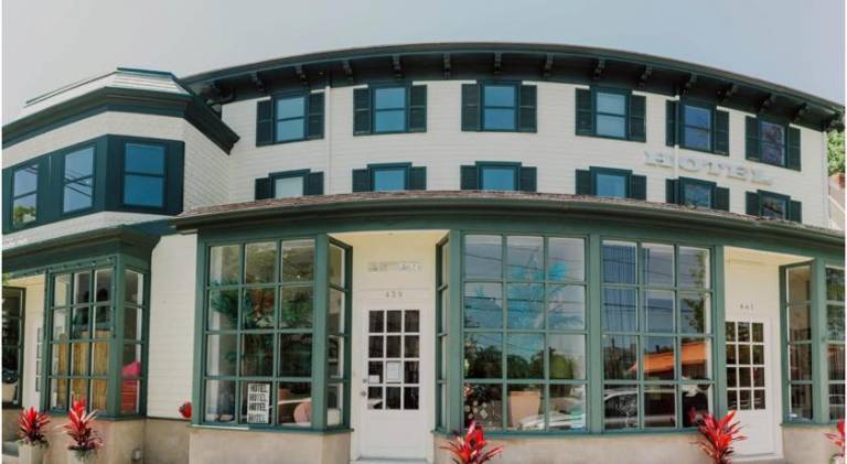ZEY HOTEL in Greenport, NY