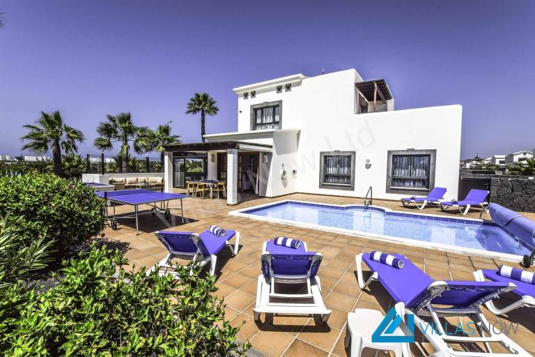 Villa  Playa Blanca