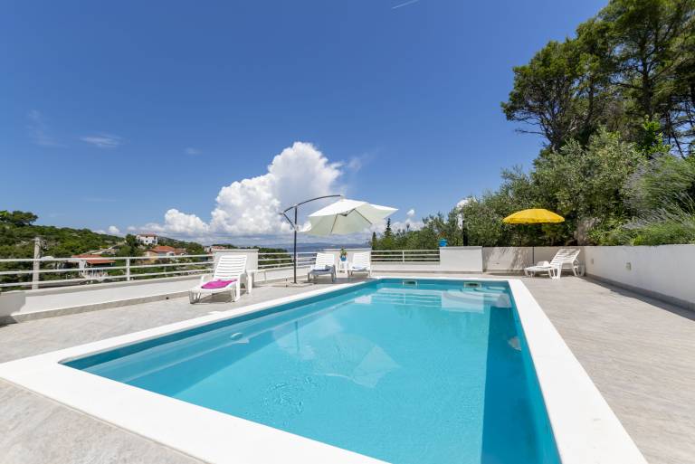 Apartman  Nečujam