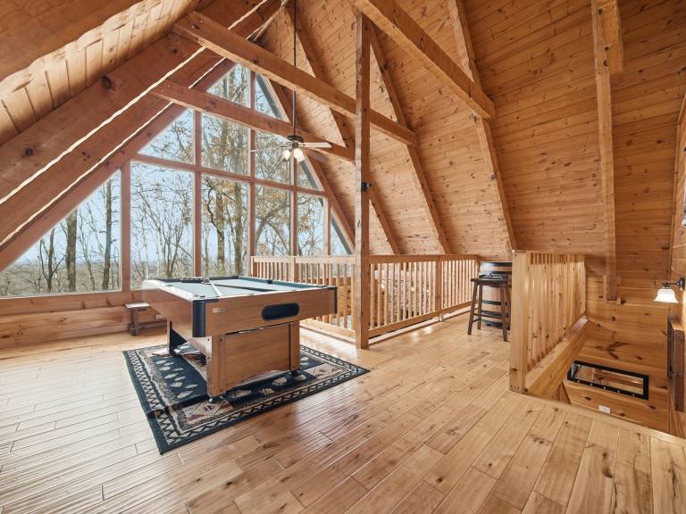 Secluded Pigeon Forge Pool Table Arcade Pet Friendly Hot Tub WiFi — photo 3