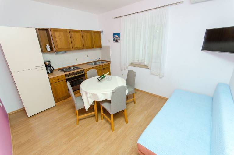 Wonderful rental apartment with barbeque & terrace | Garden view | Beach nearby | Pets allowed — photo 4