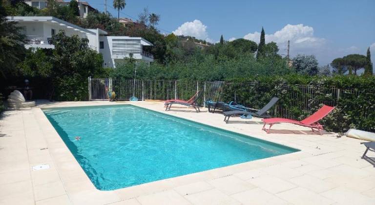 Apartment with terrace, yard & private pool | Good for workation — photo 3