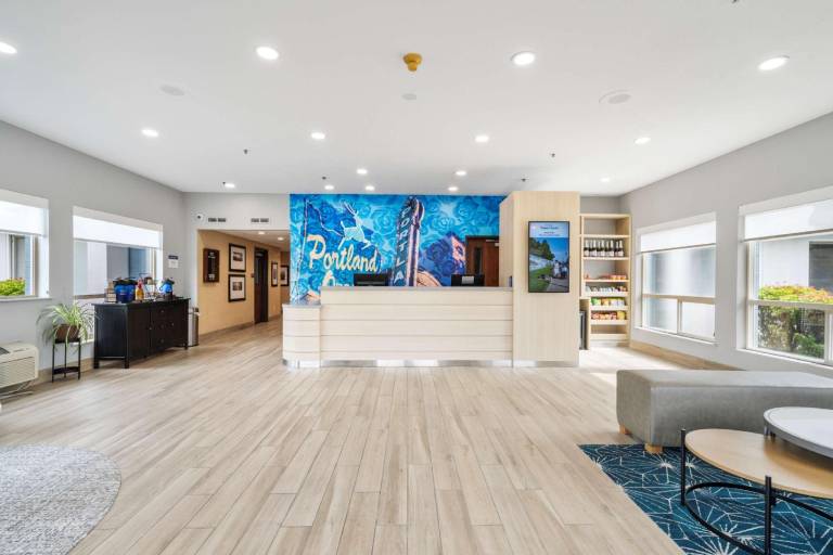 Best Western Lake Oswego/Portland Hotel & Suites — photo 3