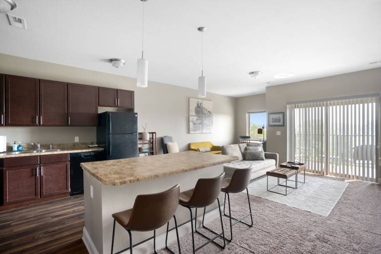 Apartment  West Des Moines