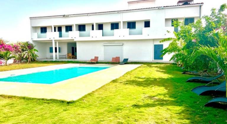 Villa with pool — photo 5