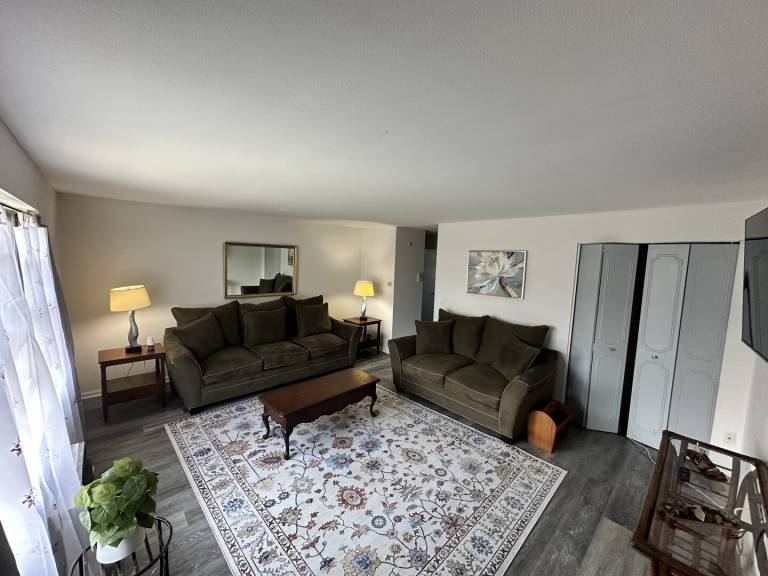 Condo Bloomfield