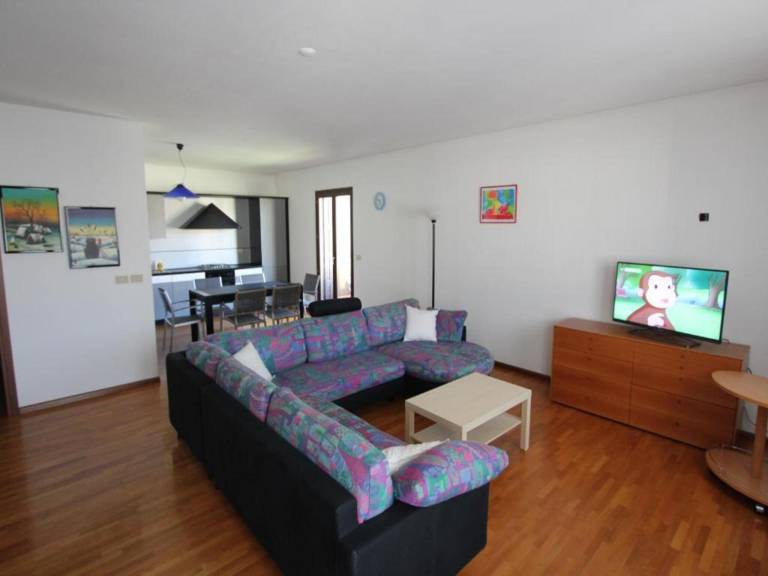 Apartment with terrace | Nature view — photo 2