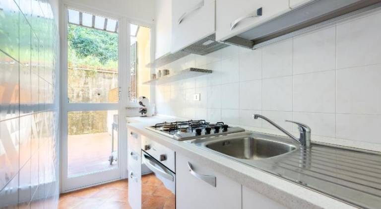 Holiday apartment with 1 room for 6 persons — photo 4