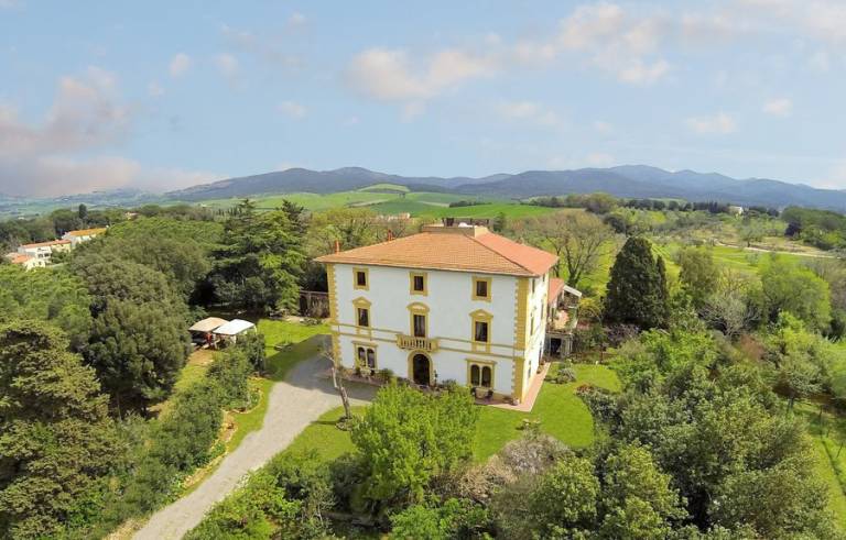 Bauernhof Montescudaio