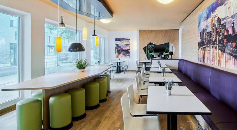 B&B HOTEL Frankfurt City-Ost — photo 3