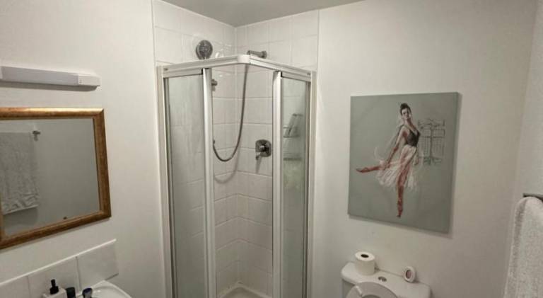 Spacious En suite Room